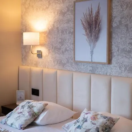 Bed & Breakfast Zloty Staw 3*