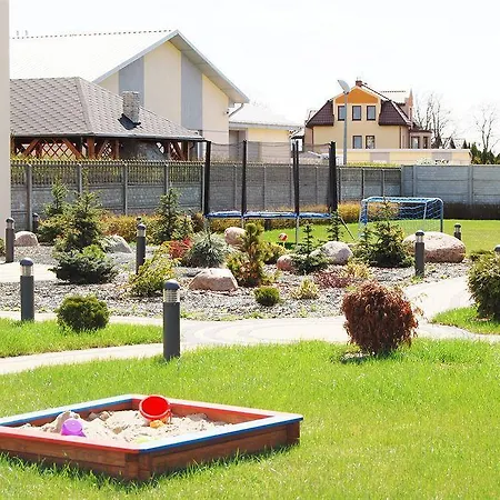 Zloty Staw Bed & Breakfast 3*