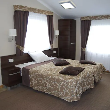 Bed & Breakfast Zloty Staw 3*