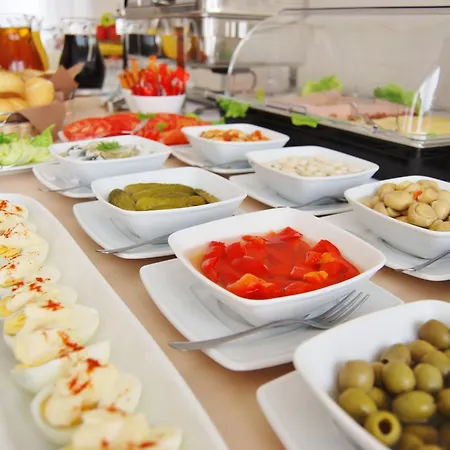 Zloty Staw Bed & Breakfast